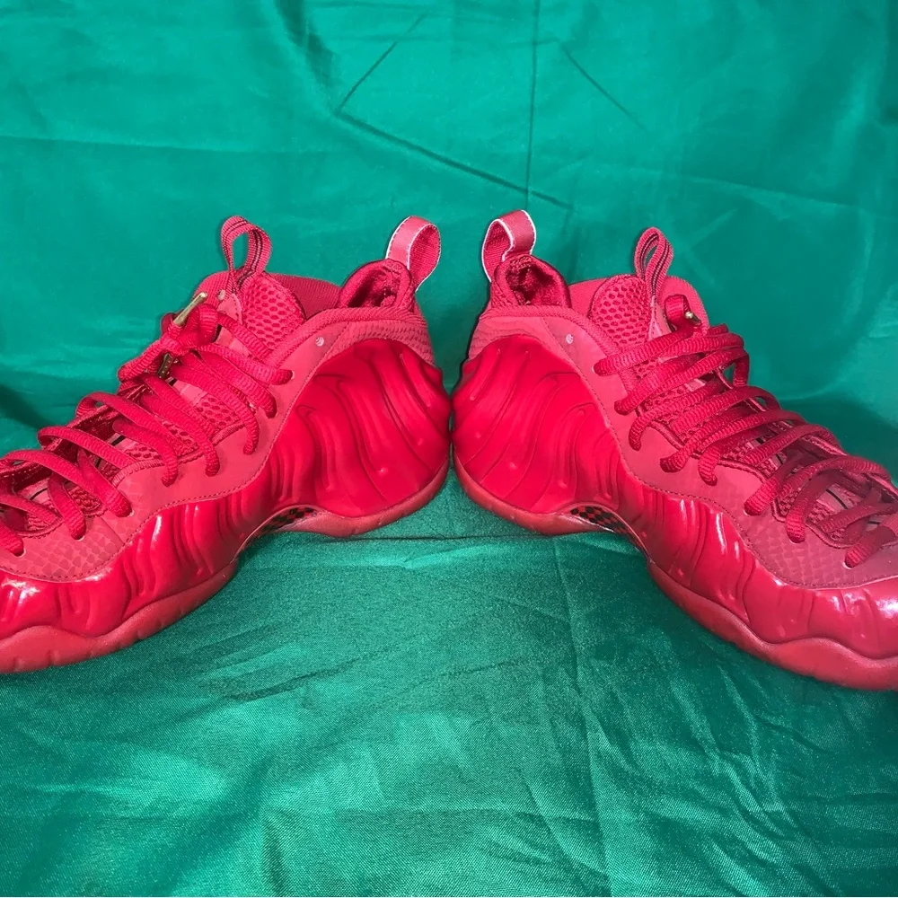 Nike Air Foamposite Pro ‘Red October’ - Picture 8 of 11